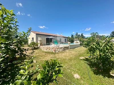 Maison - 97 m² - 4 pièces