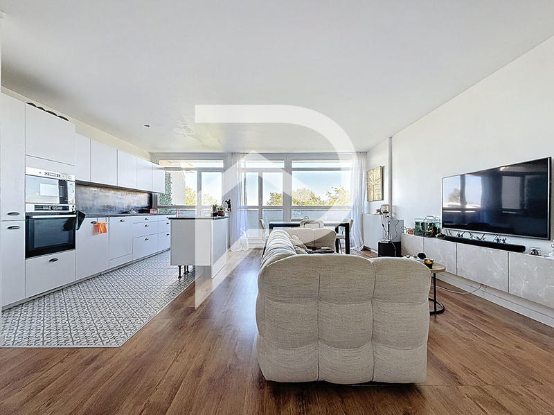 Appartement - 80 m² - 4 pièces