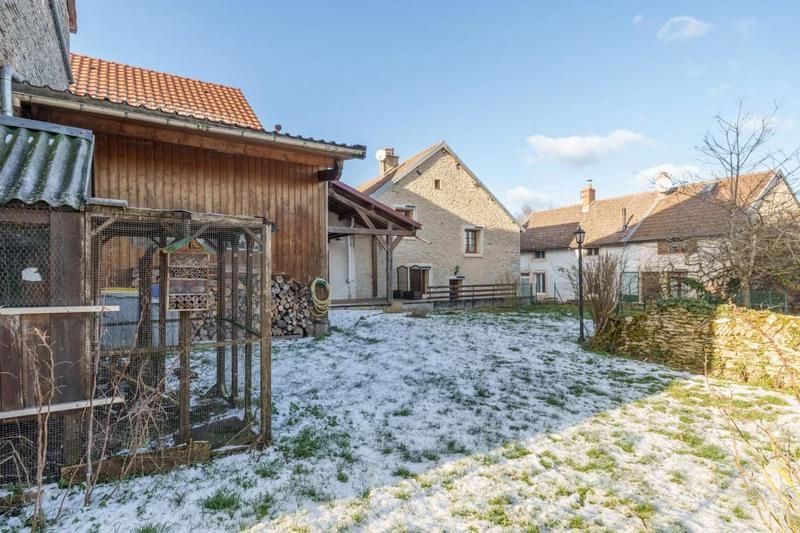 Propriété - 141 m² - 6 pièces