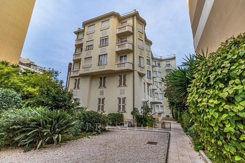 Studio - 19 m² - 1 pièce