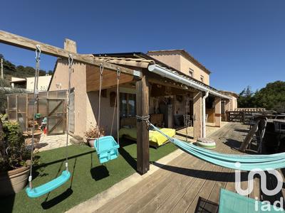 Maison - 165 m² - 6 pièces