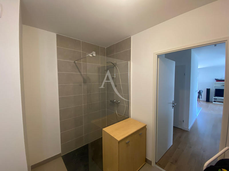 Appartement - 94 m² - 4 pièces