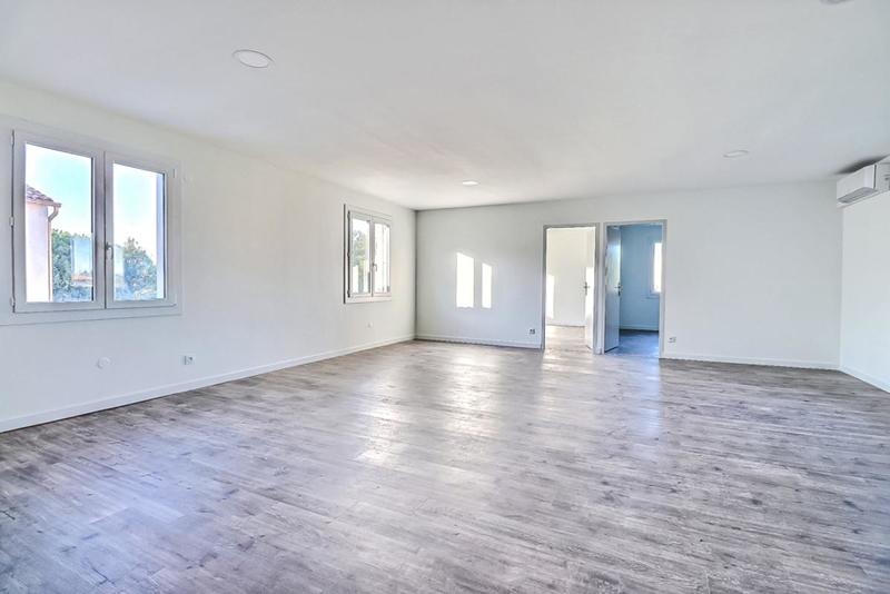 Bureau - 88 m² - 3 pièces