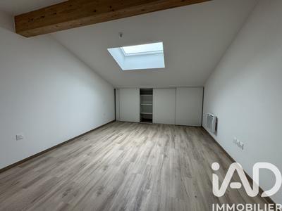 Appartement - 93 m² - 4 pièces