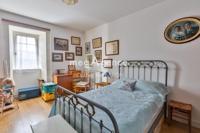 Appartement - 220 m² - 8 pièces