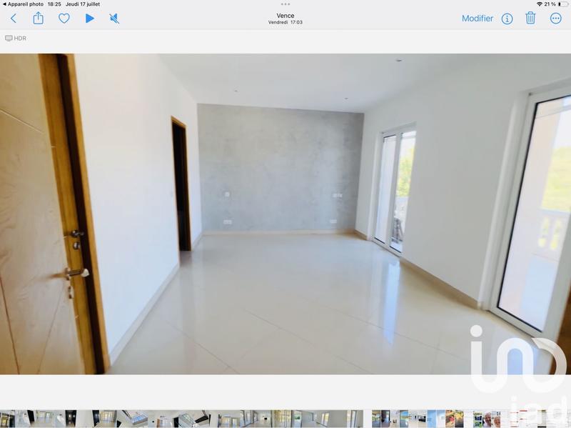 Maison - 252 m² - 7 pièces