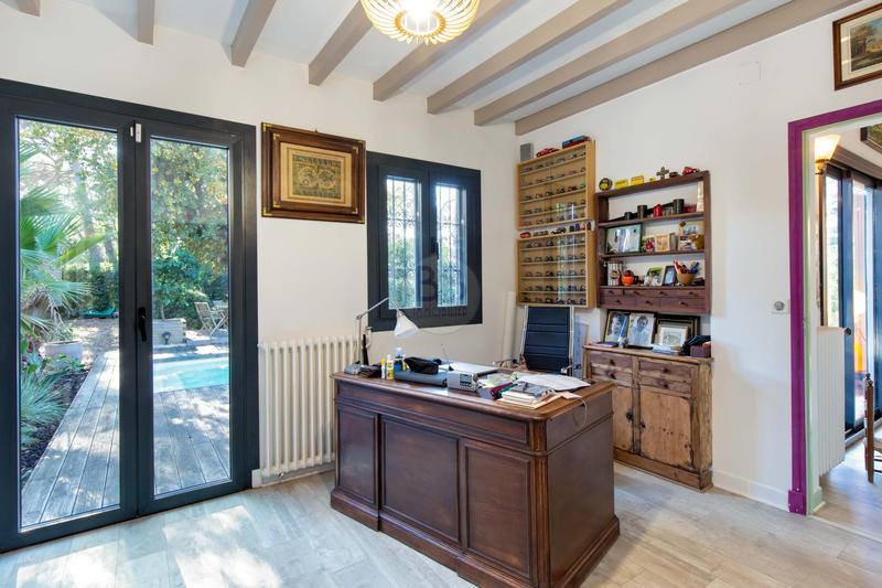 Villa - 200 m² - 6 pièces