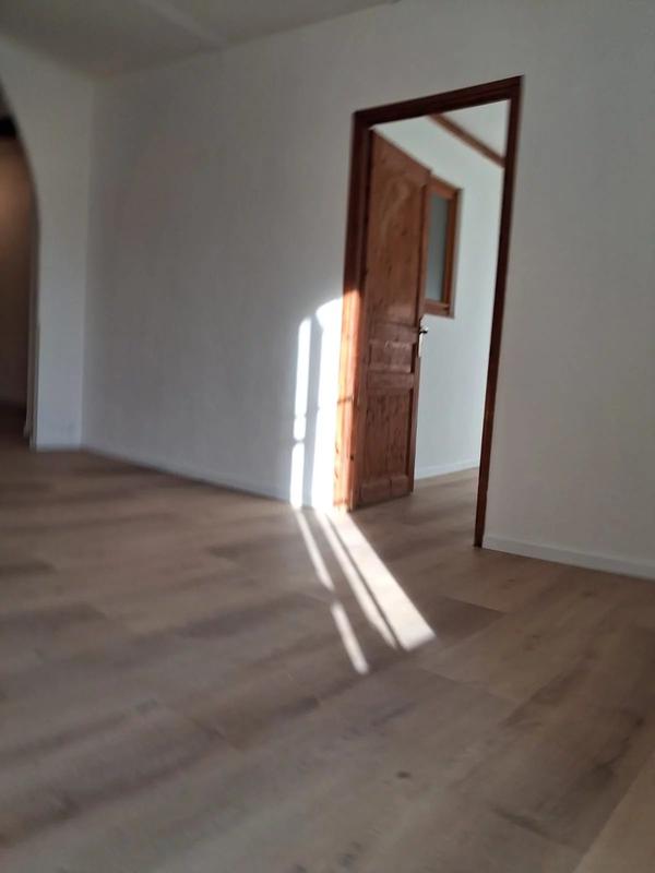 Appartement - 75 m² - 3 pièces