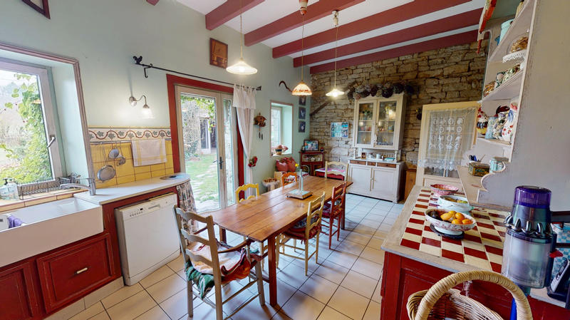 Propriété - 279 m² - 10 pièces