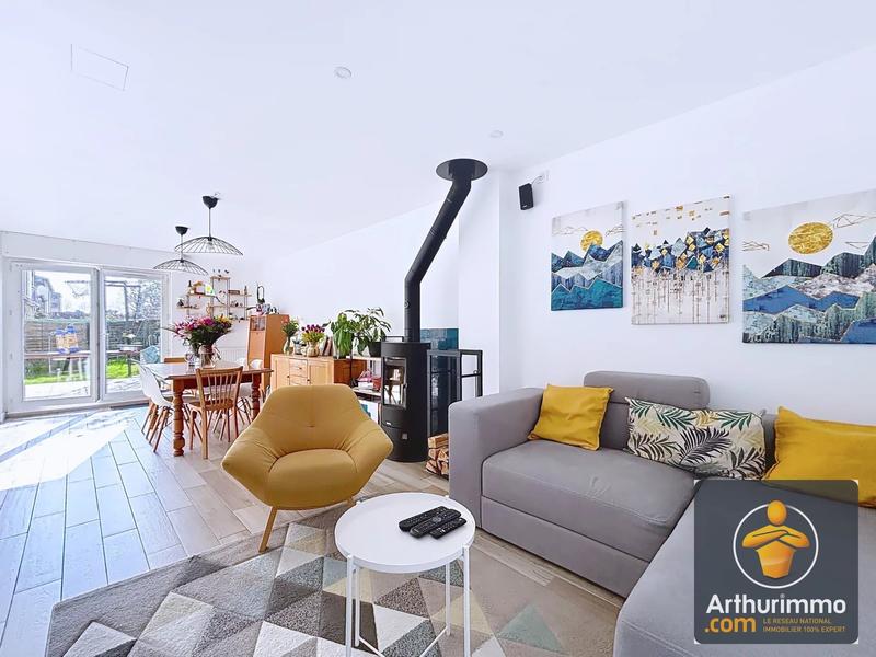 Maison - 98 m² - 6 pièces