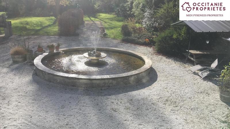 Château - 810 m² - 11 pièces