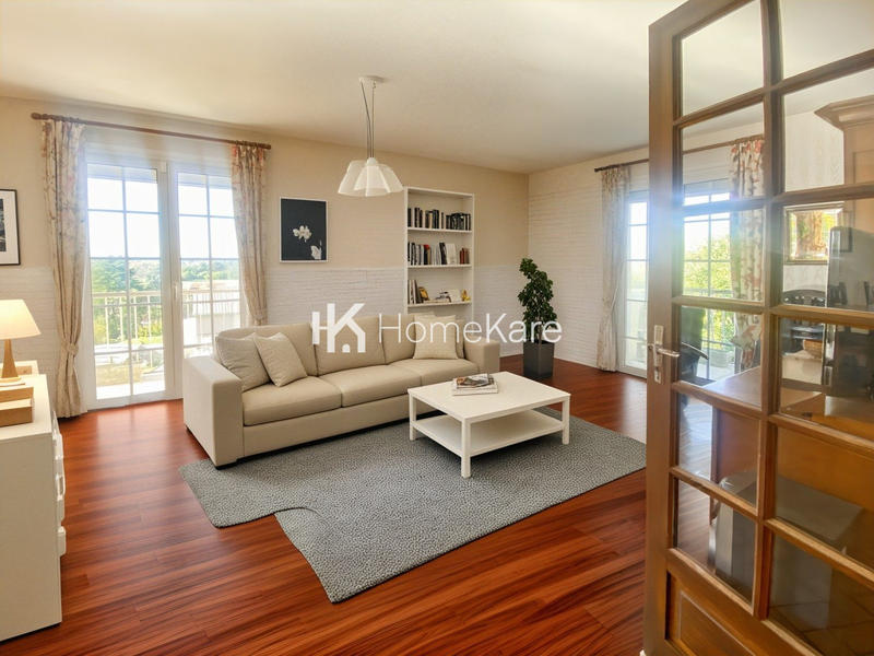 Maison - 95 m² - 4 pièces