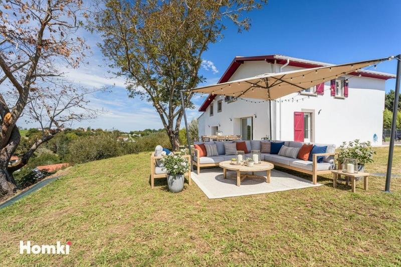 Maison - 160 m² - 7 pièces