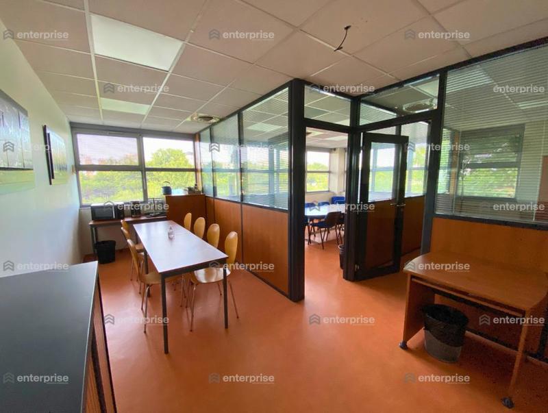 Bureau - 290 m²