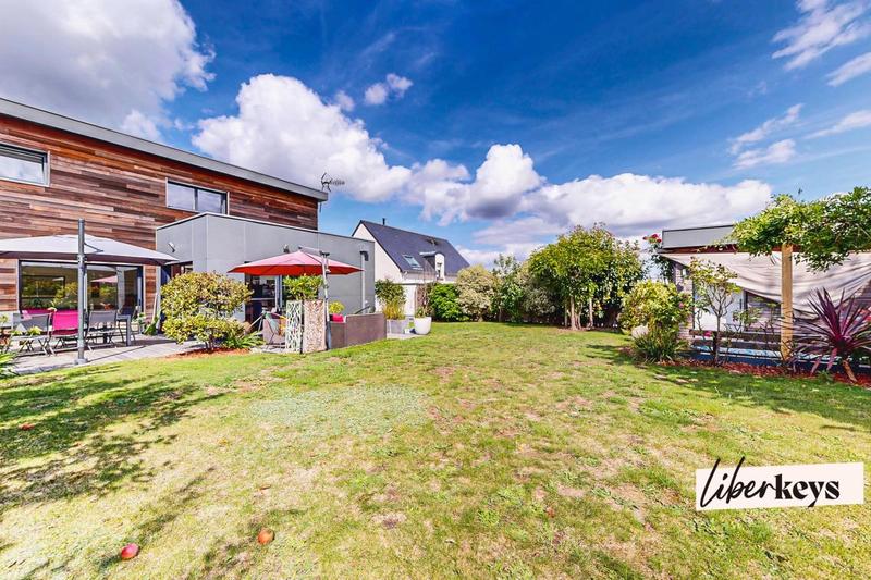 Maison d'architecte - 150 m² - 6 pièces