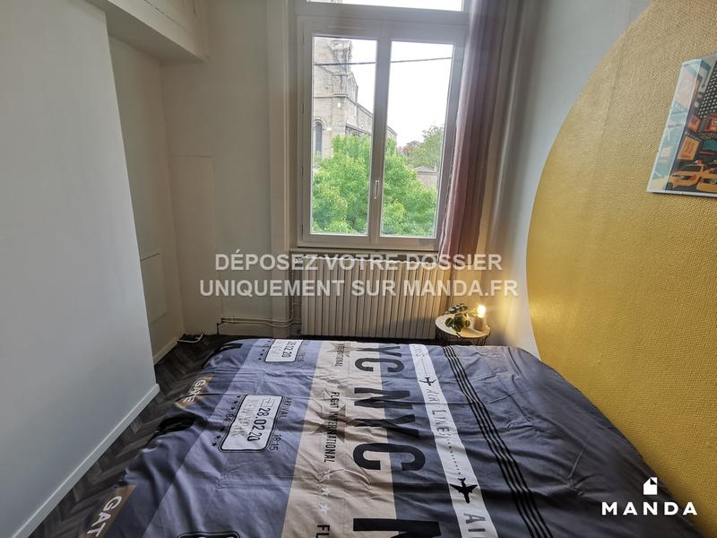 Chambre - 11 m² - 5 pièces