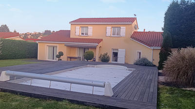 Maison - 149 m² - 6 pièces
