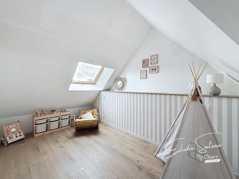 Maison - 145 m² - 6 pièces