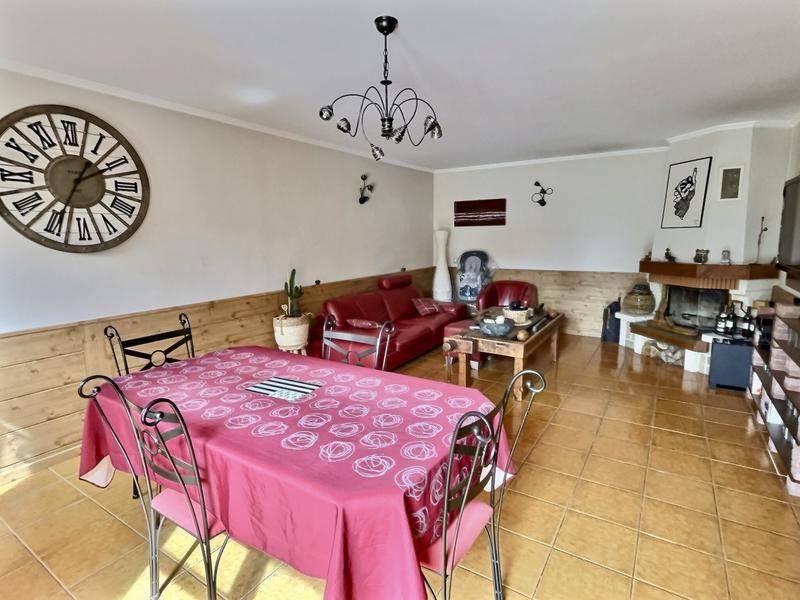 Maison ancienne - 117 m² - 6 pièces