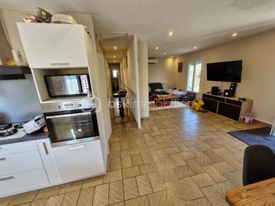 Maison traditionnelle - 126 m² - 4 pièces