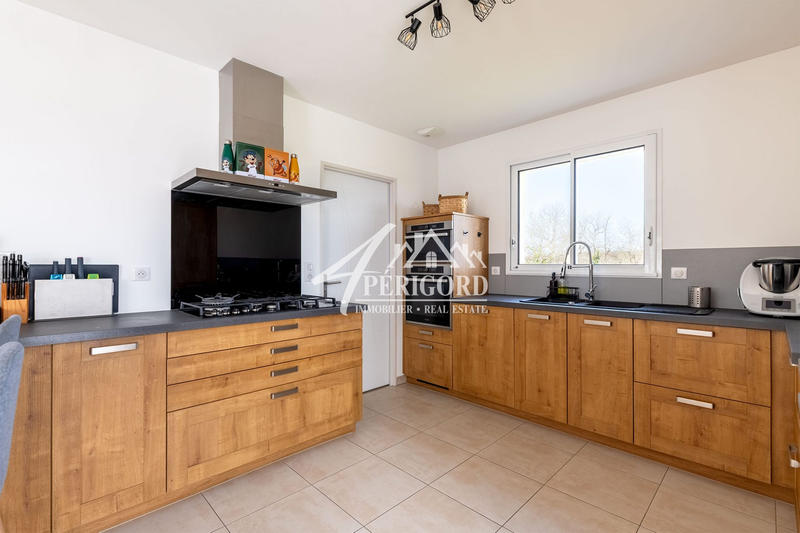 Maison contemporaine - 120 m² - 5 pièces