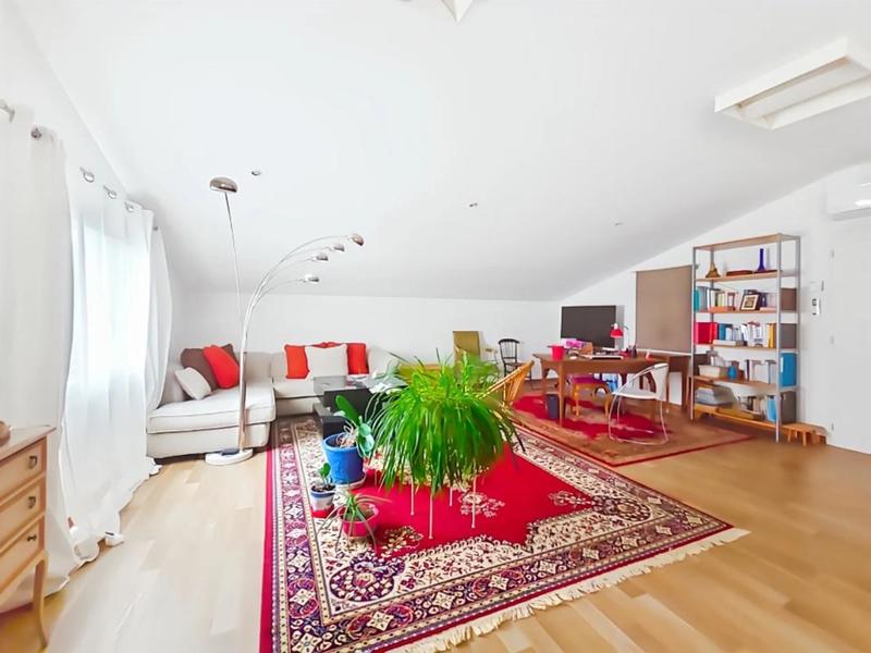 Maison - 185 m² - 6 pièces