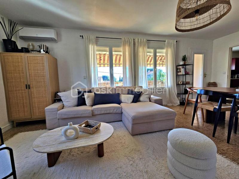 Propriété - 135 m² - 5 pièces