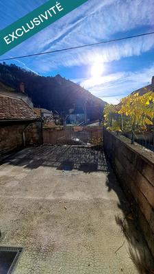 Maison - 96 m² - 4 pièces