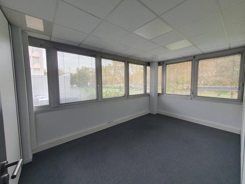 Bureau - 120 m²