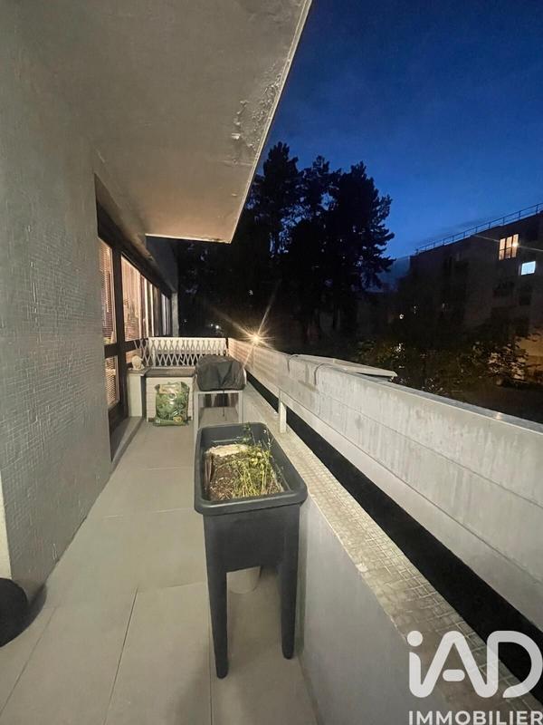 Appartement - 97 m² - 5 pièces