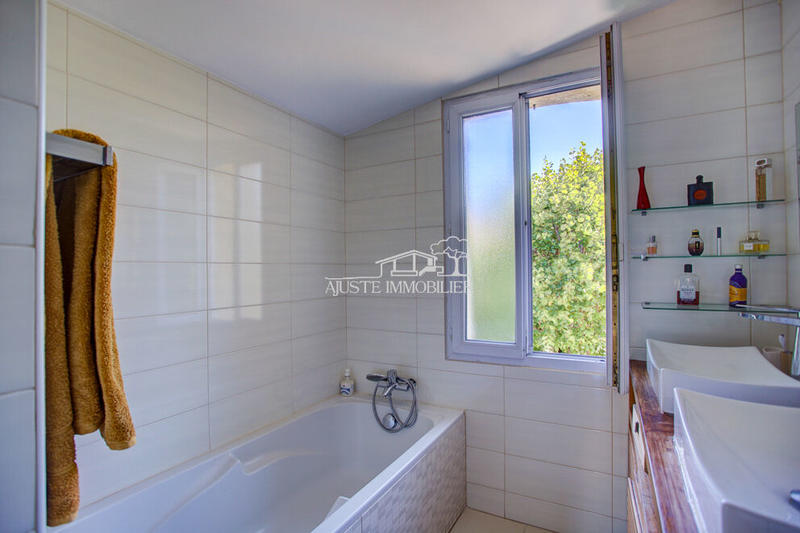 Maison bourgeoise - 186 m² - 8 pièces