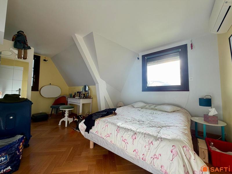 Maison - 160 m² - 5 pièces