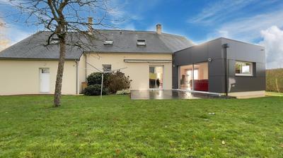 Maison - 144 m² - 7 pièces