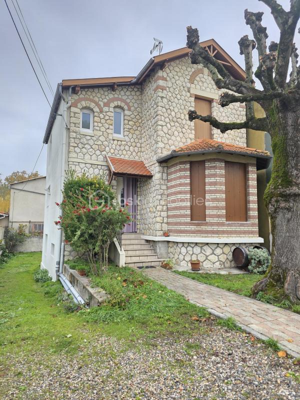 Maison - 91 m² - 4 pièces