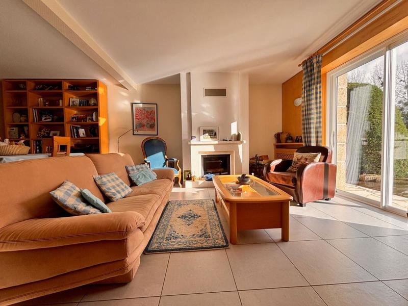 Maison - 111 m² - 5 pièces