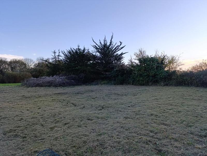 Terrain constructible - 1 200 m²