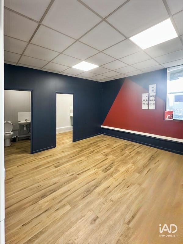 Local commercial - 120 m² - 3 pièces