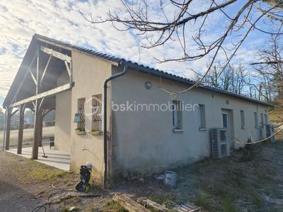 Maison - 144 m² - 5 pièces