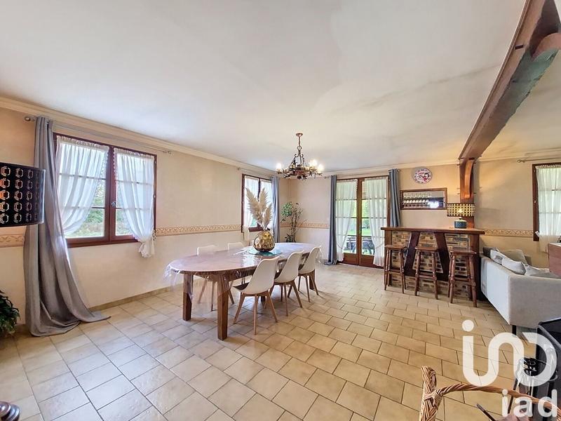 Maison - 140 m² - 6 pièces