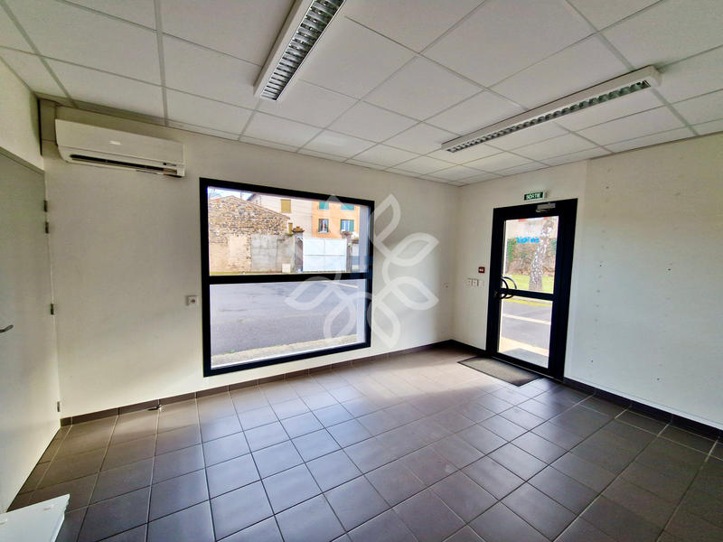 Propriété - 361 m² - 10 pièces