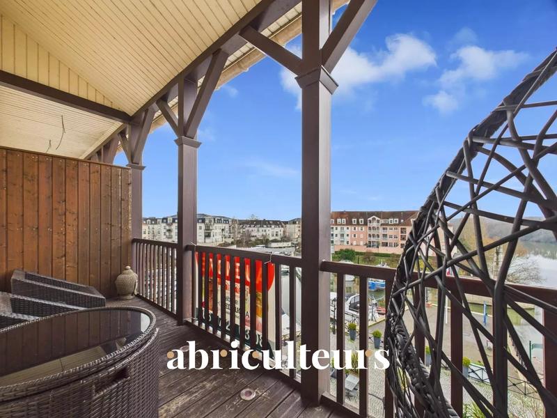 Appartement - 162 m² - 6 pièces