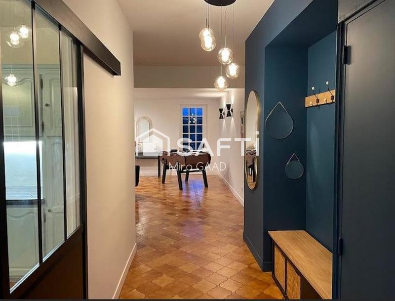 Maison - 140 m² - 5 pièces