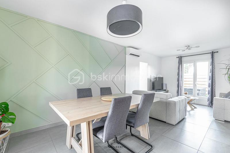 Maison - 135 m² - 6 pièces