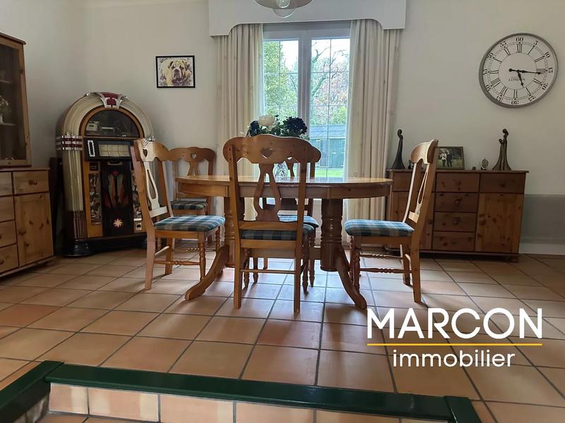 Propriété - 174 m² - 11 pièces