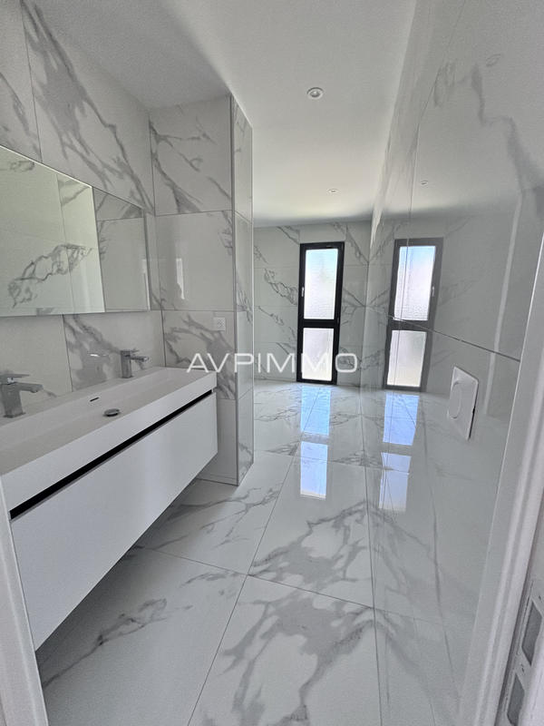 Villa - 145 m² - 4 pièces