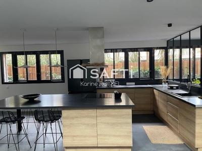 Maison - 145 m² - 4 pièces