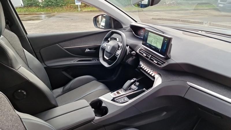 Peugeot 3008 Hybrid 225 E-Eat8 Allure Pack