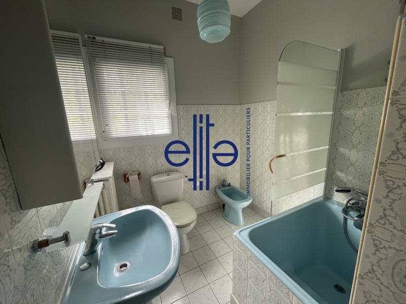 Maison - 203 m² - 7 pièces