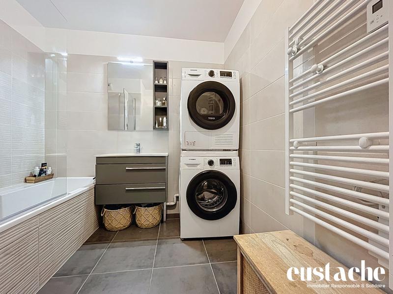 Appartement - 64 m² - 3 pièces