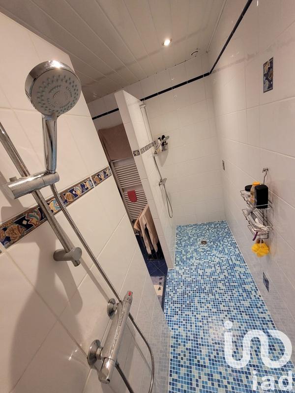 Maison de village - 237 m² - 7 pièces